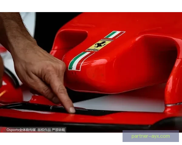 围绕最新F1赛事动态解析争冠格局全面升级引发车迷热议持续升温话题