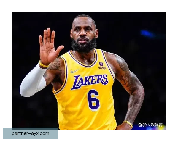 勇士队连续获胜挑战湖人晋级季后赛詹姆斯伤情成焦点