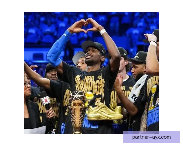 NBA赛季格局突变多队强势崛起球星表现引发联盟新一轮竞争热潮