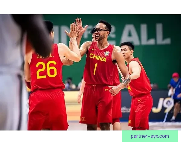 中国男篮冲击世界杯资格赛 激烈对抗引燃球迷热情