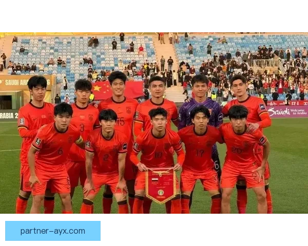 中国足球联赛最新战报：明星球员惊艳表现引发球迷热议