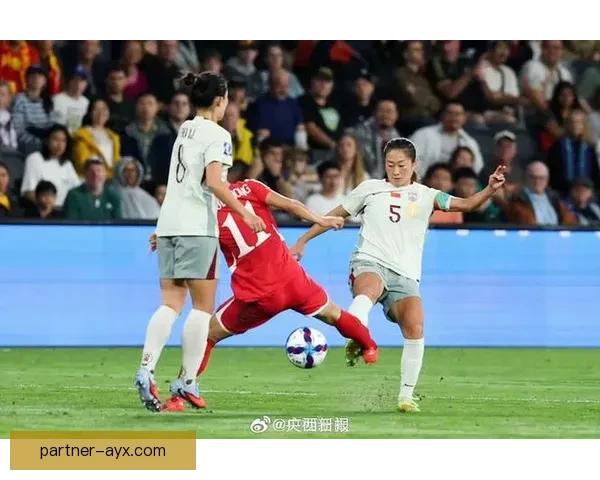 中国足球队迎战亚洲强敌 强力阵容欲冲击世界杯入场券